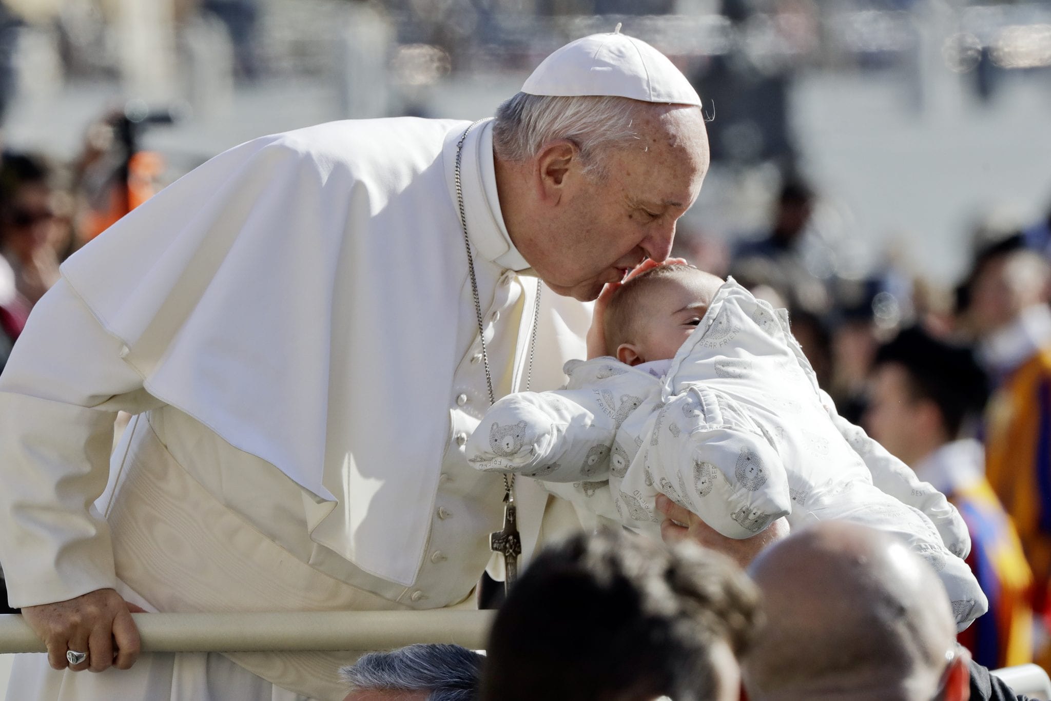 Forgiving others requires help from the Holy Spirit, pope says