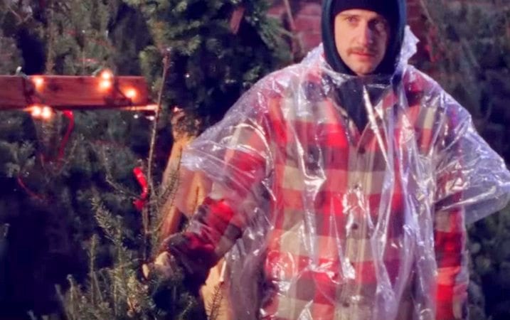 Review: ‘Christmas, Again,’ about holiday loneliness