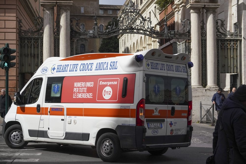 Pope entrusts world threatened by coronavirus pandemic to Mary