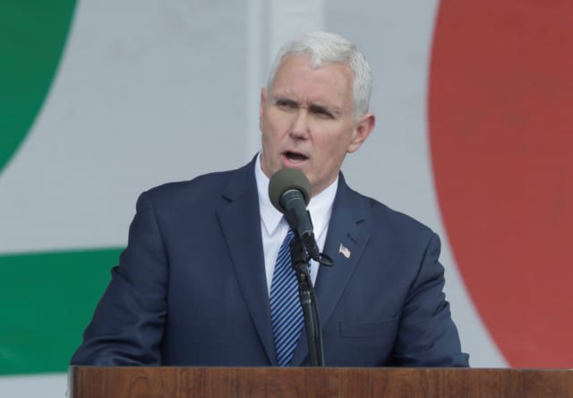 VP Mike Pence to give commencement speech at Notre Dame