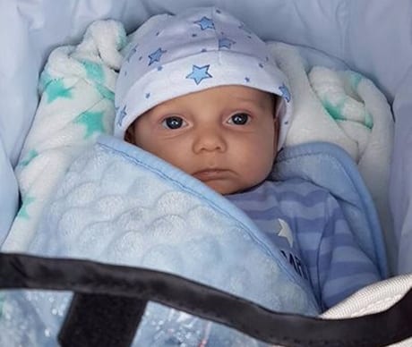 Vatican hospital proposes experimental treatment for Charlie Gard; case back in court