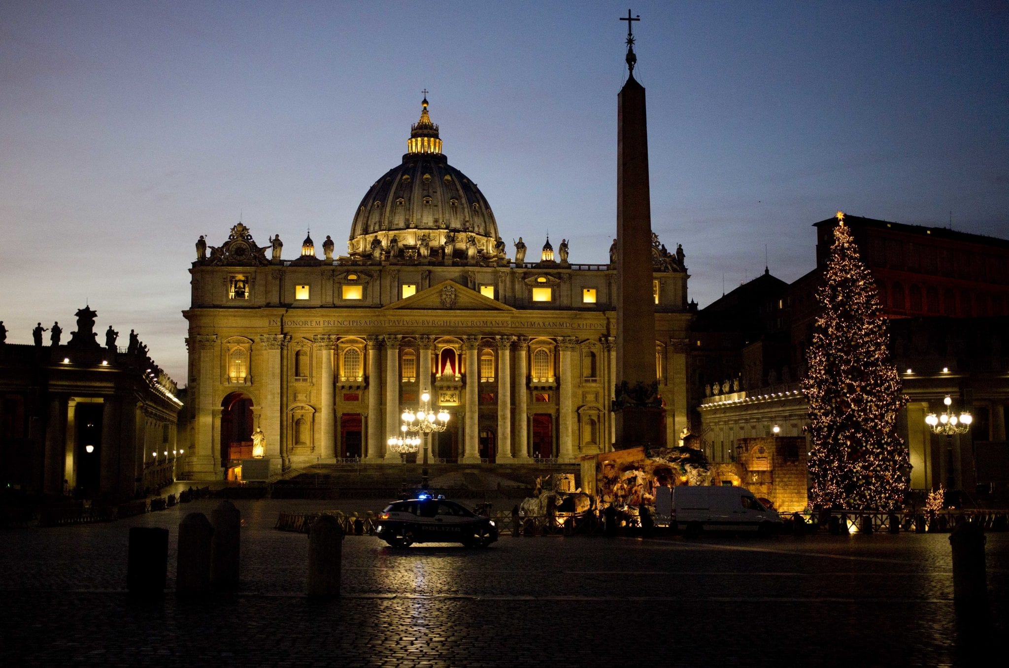 Christ child is with refugees, child soldiers and abortion victims, pope says