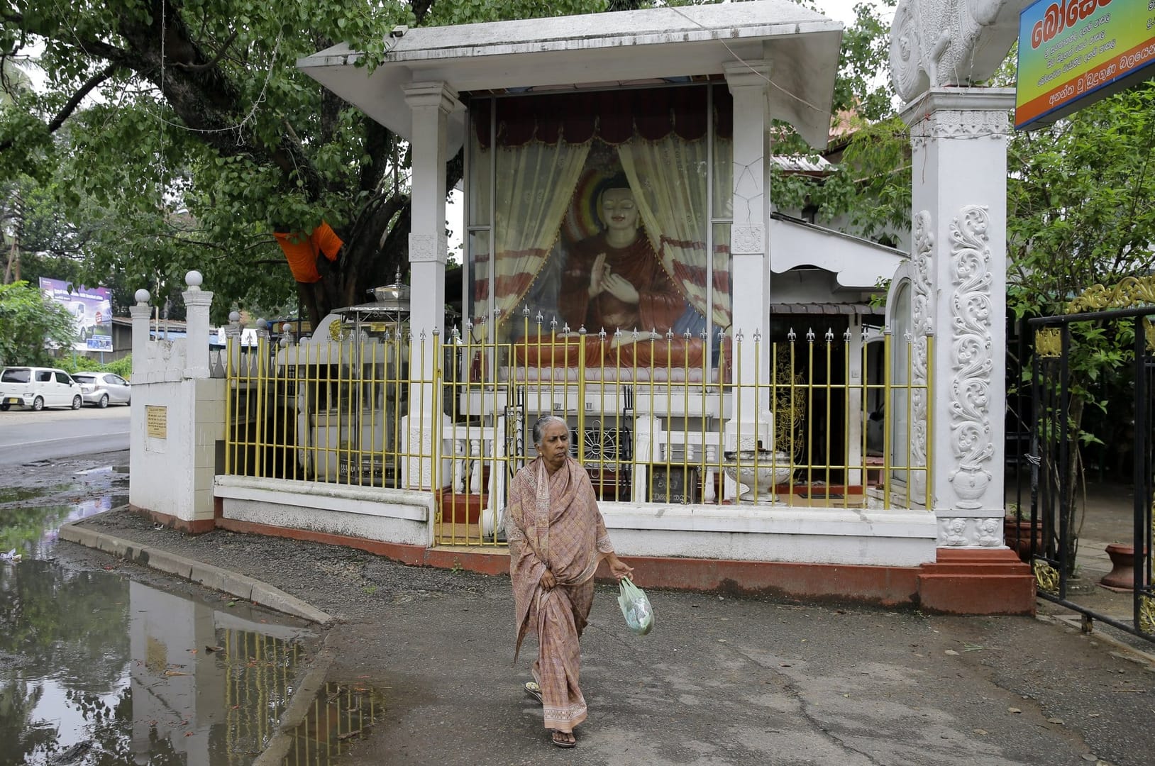 New attacks on Sri Lanka churches planned, cardinal says