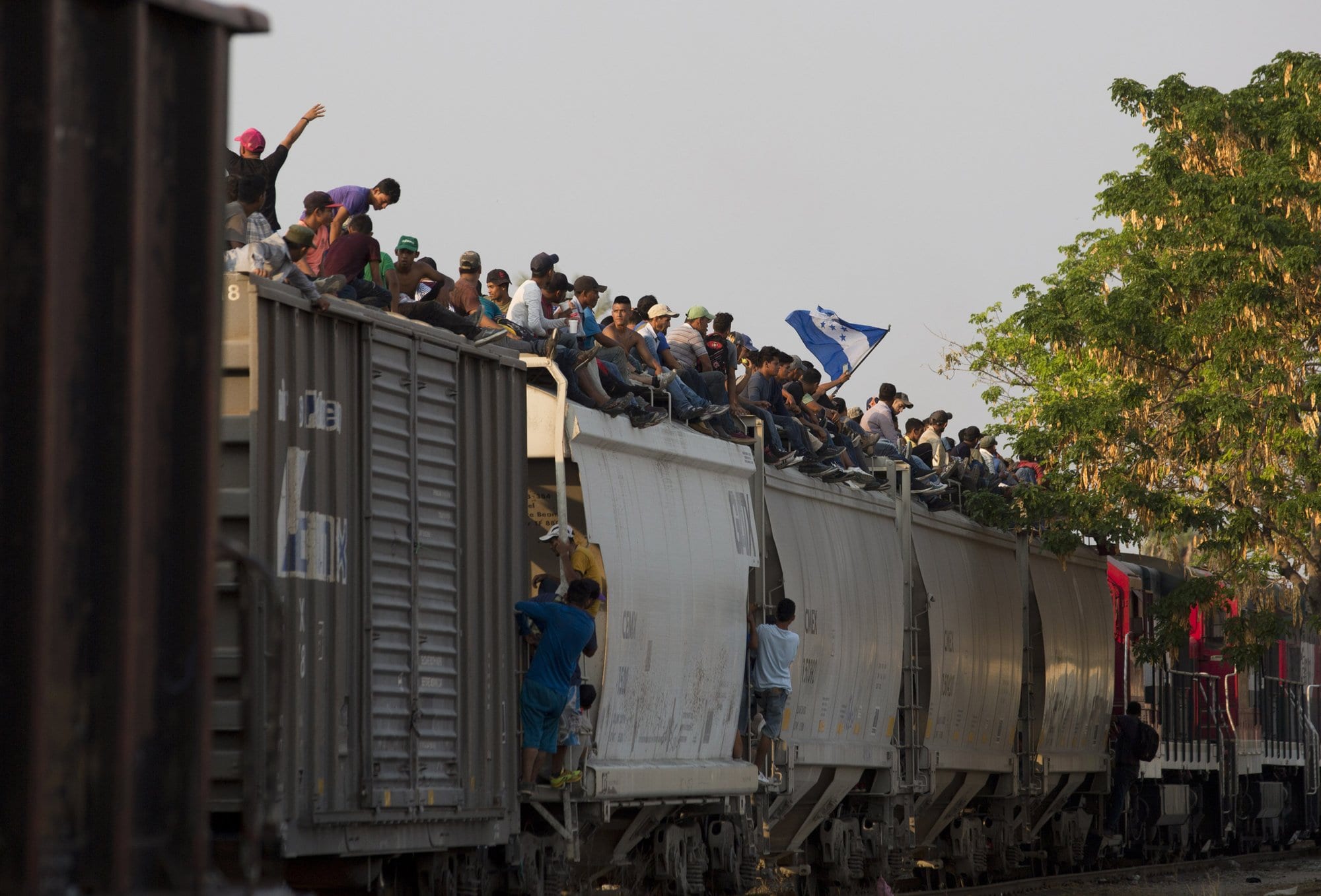 Pope Francis donates $500,000 to help migrants in Mexico