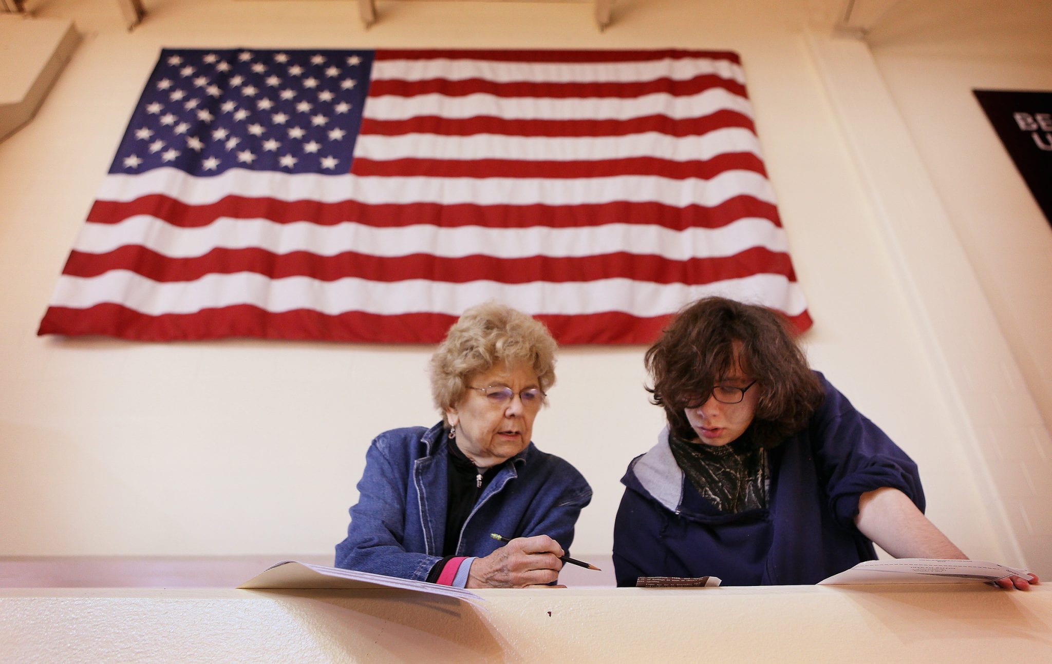 Catholic voters on political tightrope ahead of midterm elections
