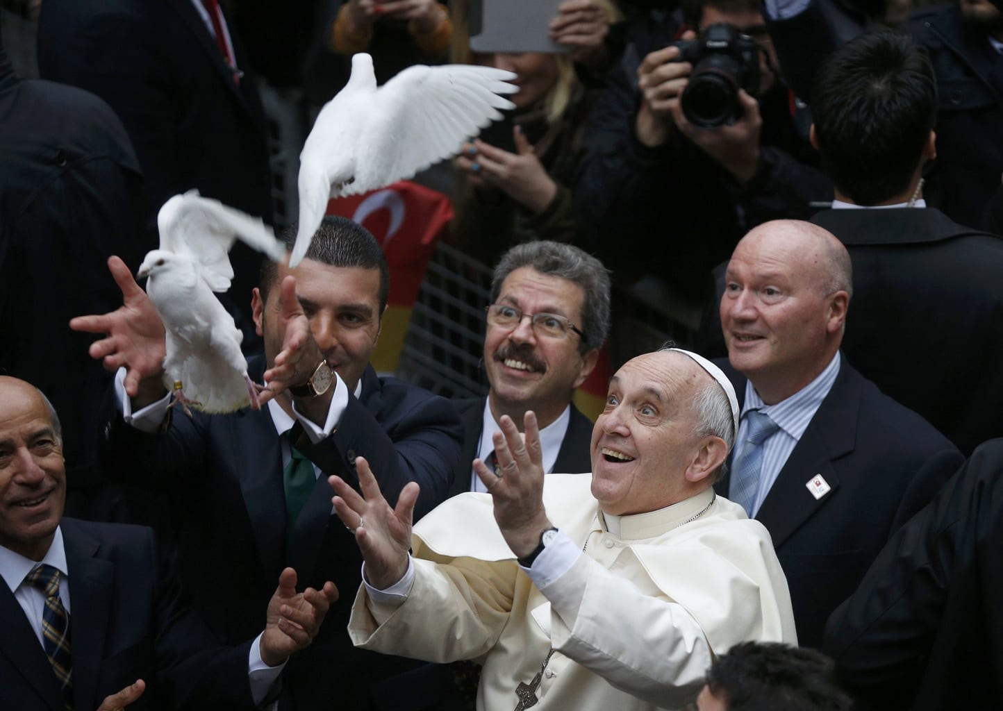Pope says answering evil with good is ‘Magna Carta’ of nonviolence