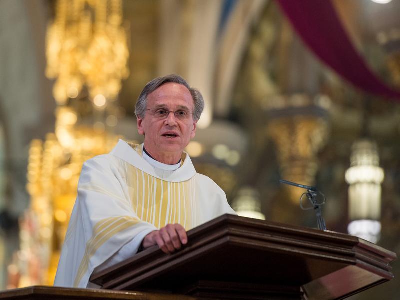 Notre Dame leader to step down who faced 2009 controversy over Obama honor - Vimarsana News
