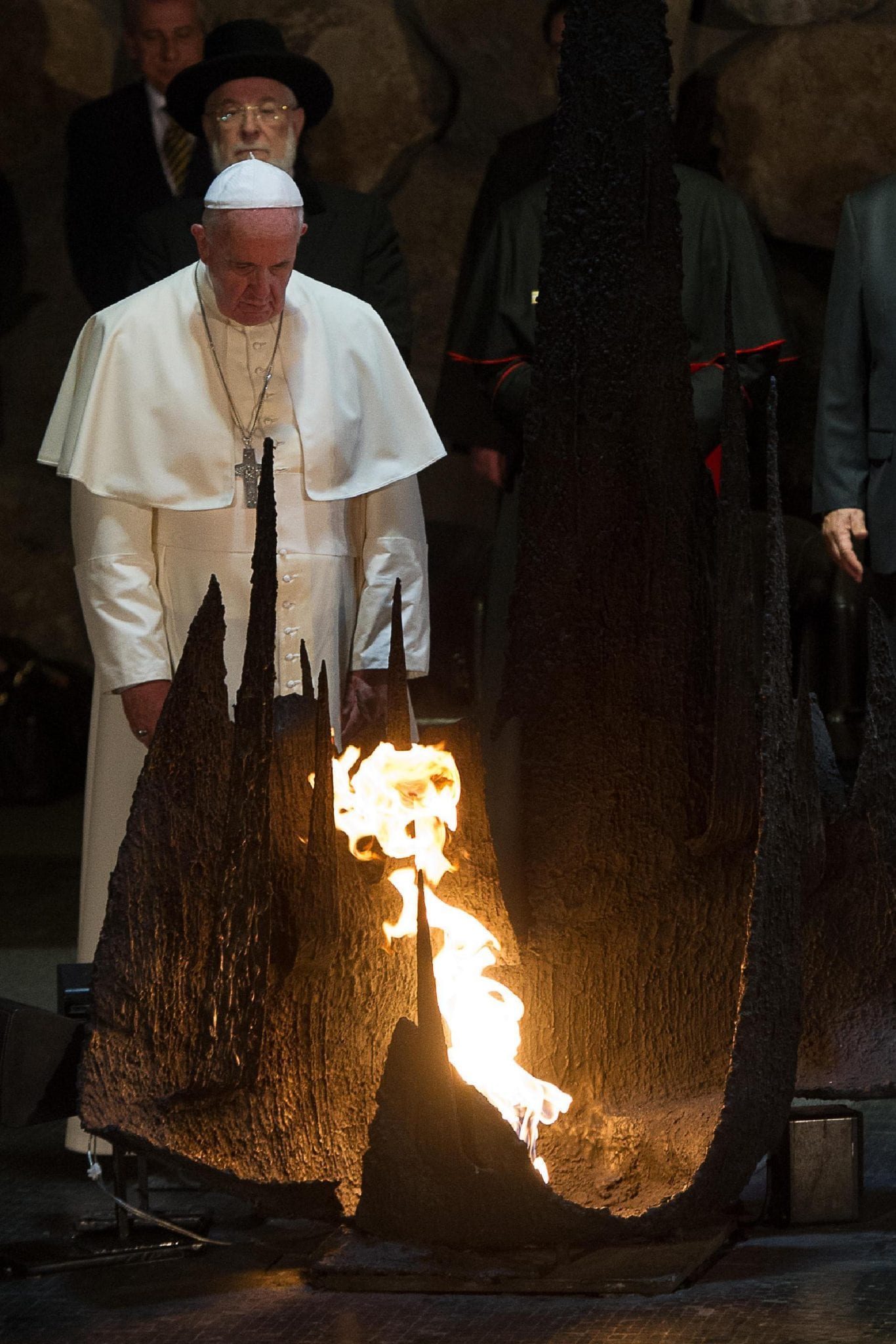 Priest: Time an enemy in search for mass graves of Jews, Roma people