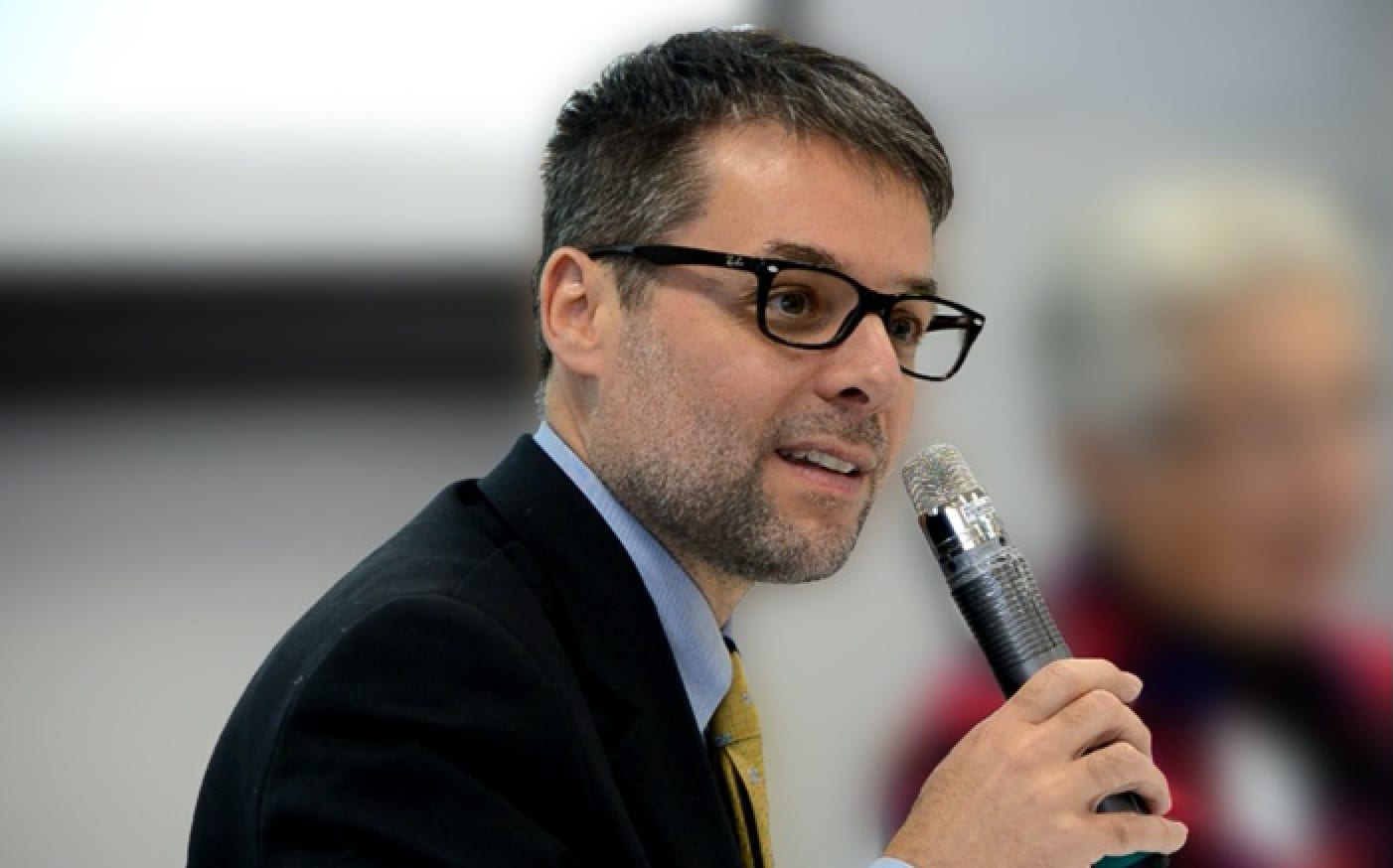 Theologian: Postponement of sex abuse norms shows Francis-US Church ‘tensions’