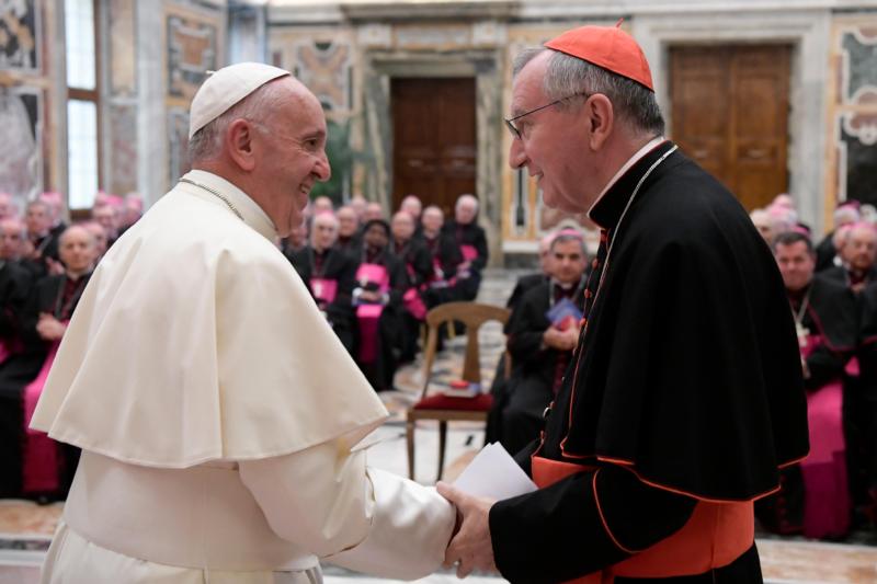 Nuncios from around the world to meet with pope