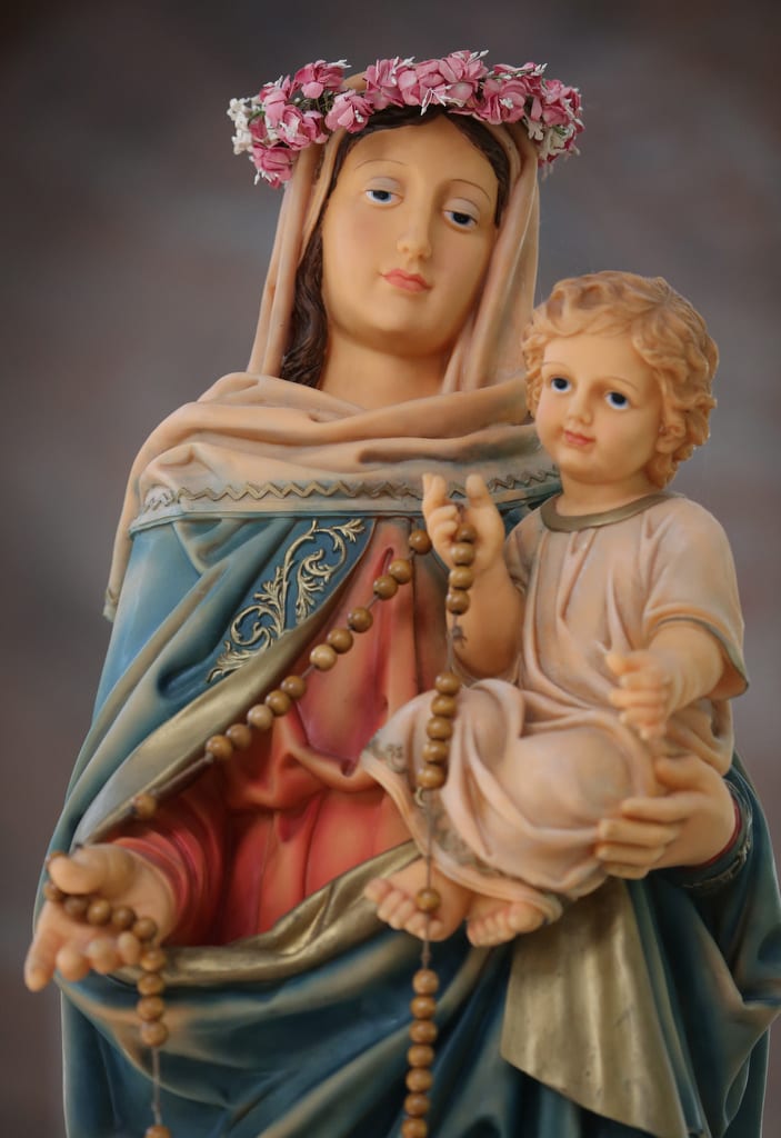 Maternity leave: Why the pope wants the church to be a loving mother