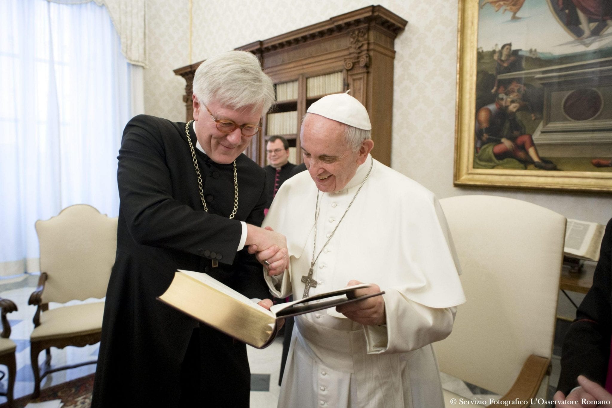 Keep searching for unity, pope tells German Lutherans, Catholics