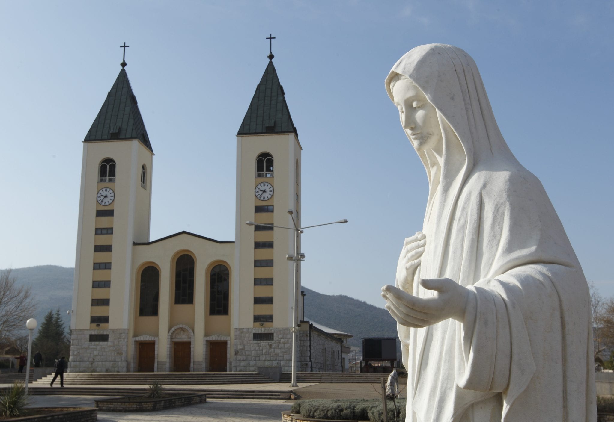 Pope Francis, Cardinal Sarah address pilgrims in Medjugorje