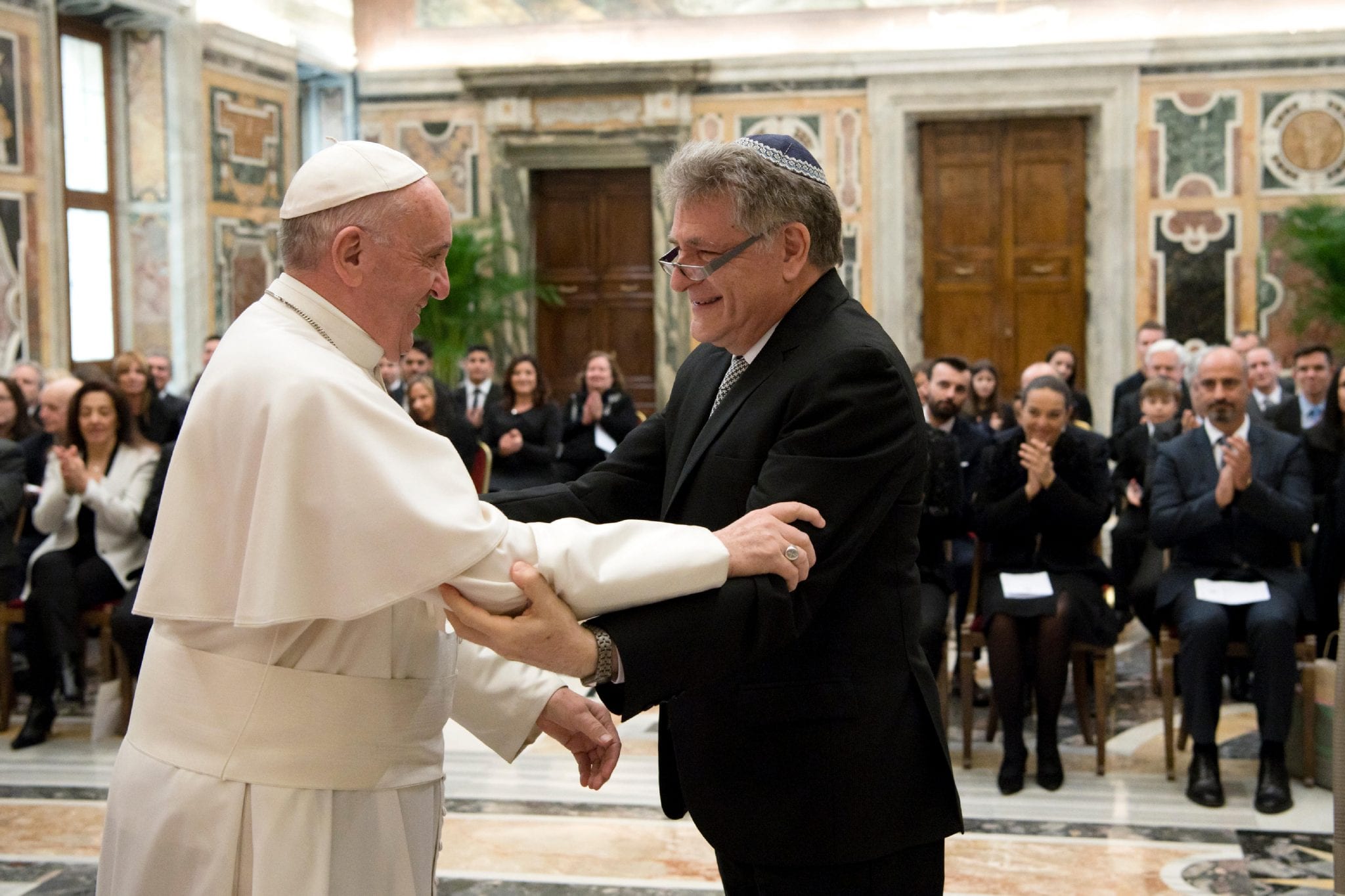 Pope, Rabbi Skorka join effort to promote friendship across faiths