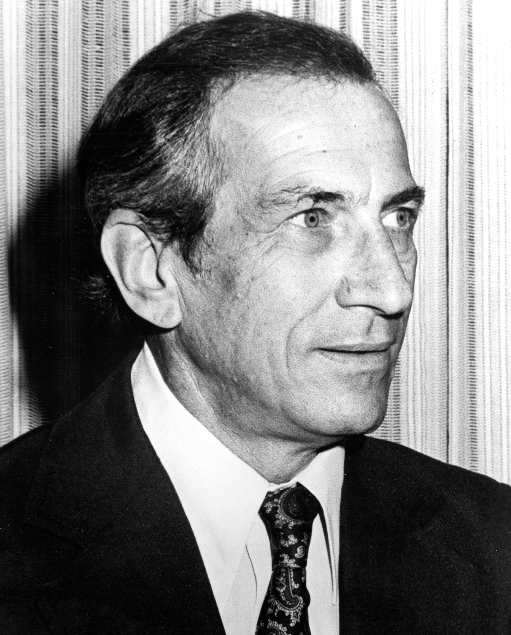 Pezzullo, former diplomat who was first layman to head CRS, dies at 91