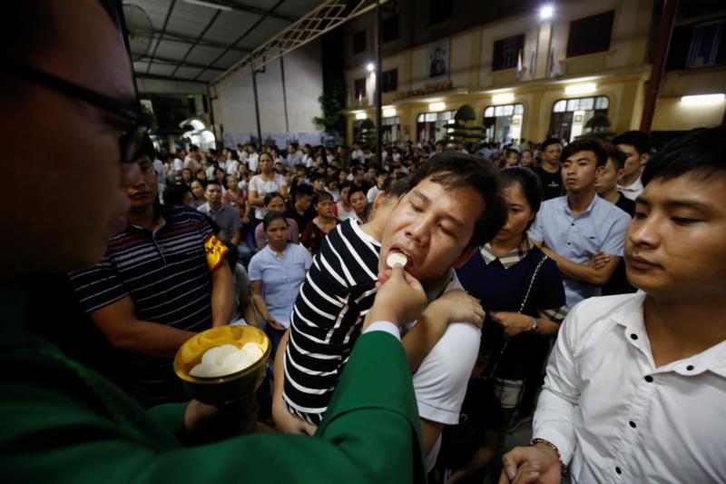 Vietnam’s healing Masses showcase tension between charisma, authority