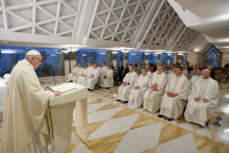Recognize God’s presence, be open to solace he brings, pope says