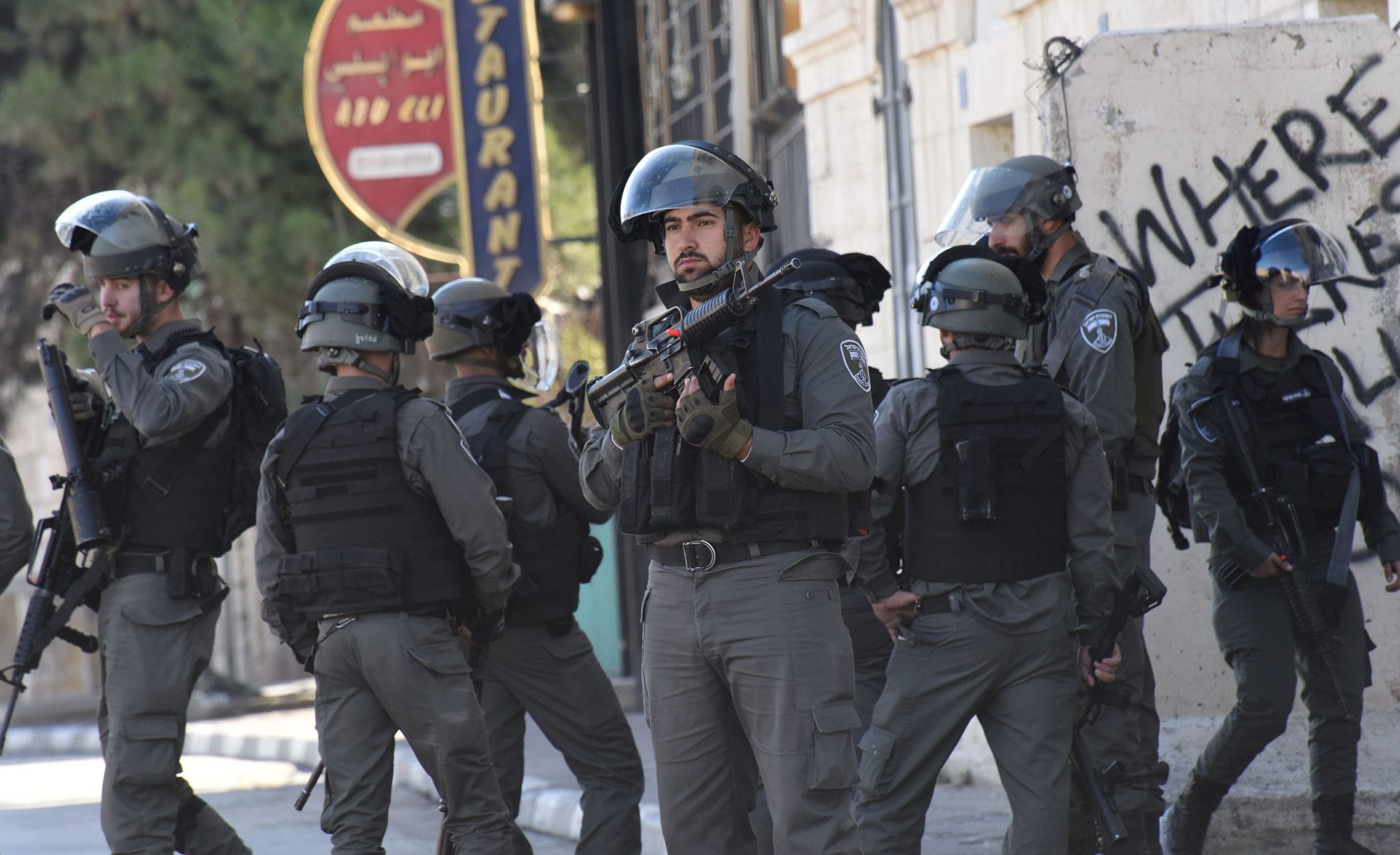 Protests cause uncertainty in Bethlehem, but for now, pilgrims visit