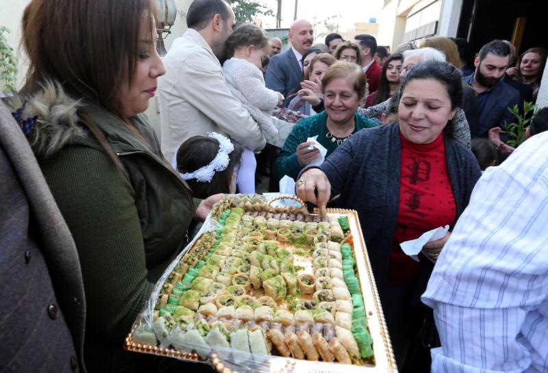 Vatican official urges support for Mideast Christians on Good Friday