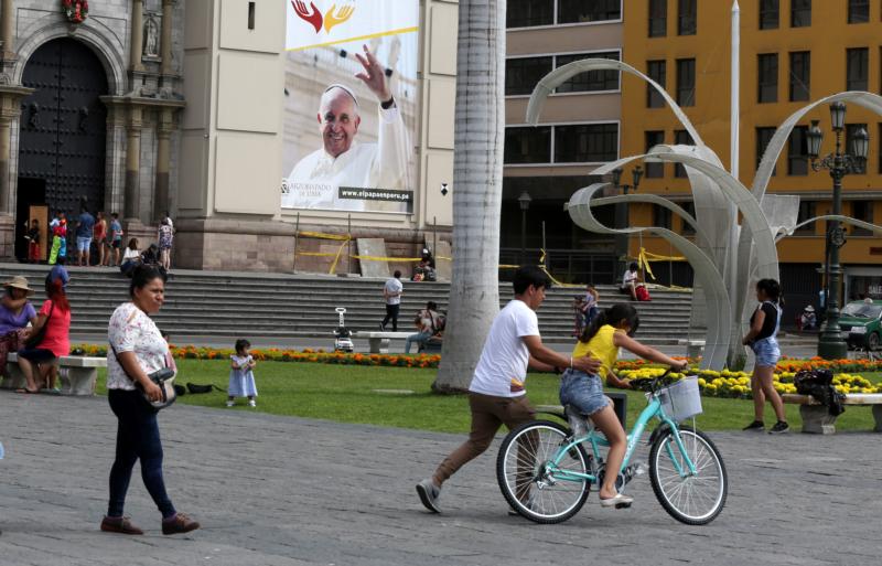 Pope says he goes to Chile, Peru as pilgrim of Gospel joy