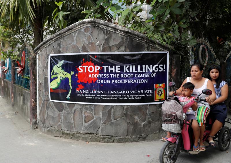Philippine church leaders oppose pistol-packing priests