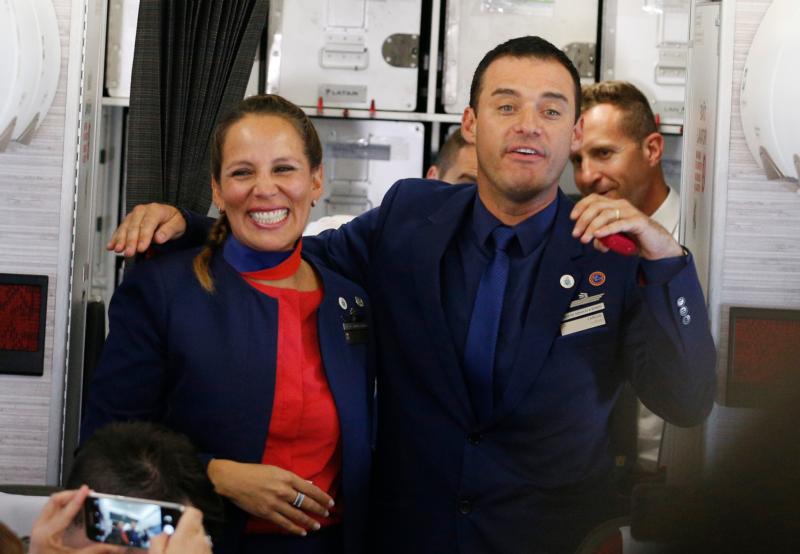Vatican officials say Pope didn’t glide over rules when marrying couple on plane