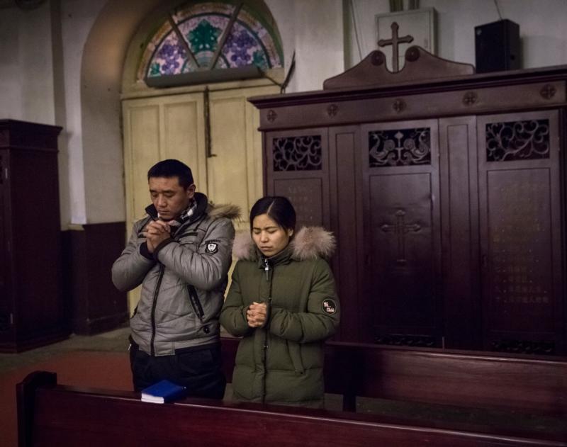 Scholar urges Chinese to learn to defend against new religion regulations