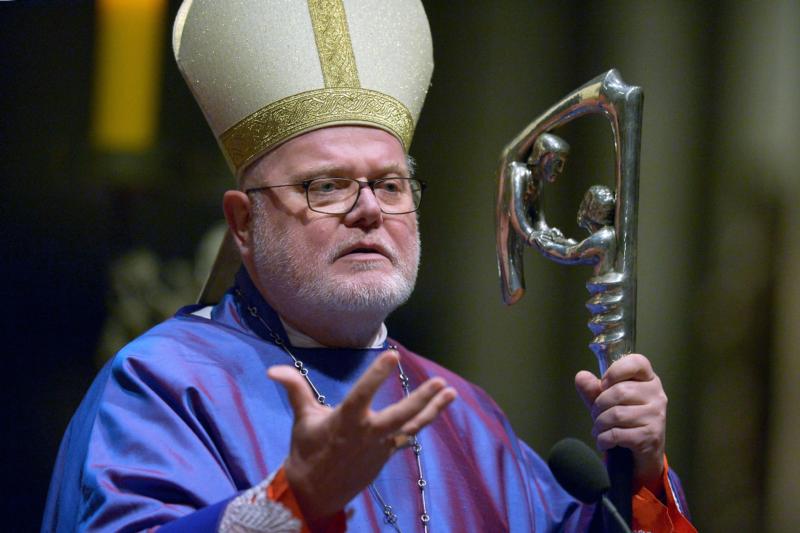 Pope calls German cardinal to Rome to discuss eucharistic sharing