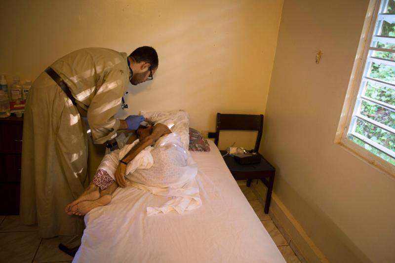 Palliative care is pro-life response to euthanasia, panelists say