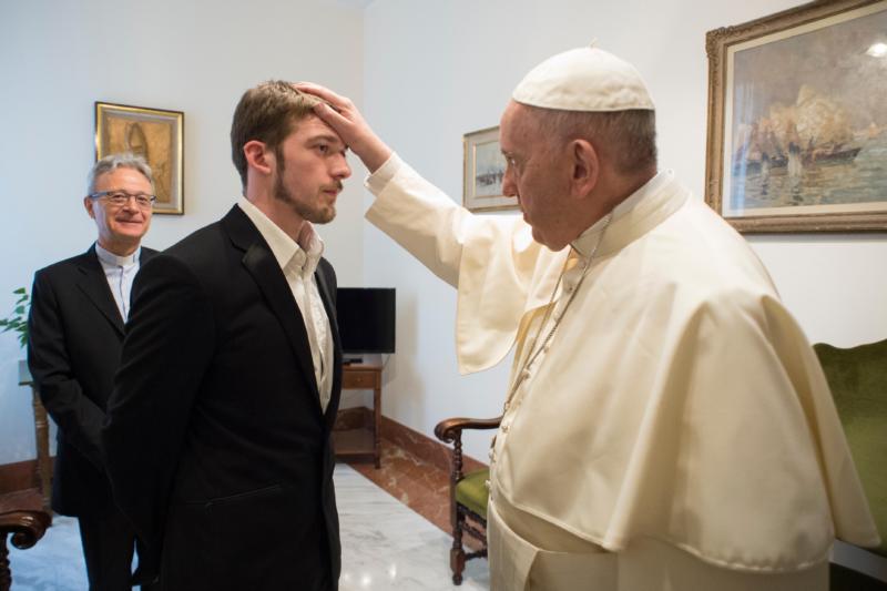 Pope Francis asks that Alfie Evans be allowed to “seek new forms of treatment”