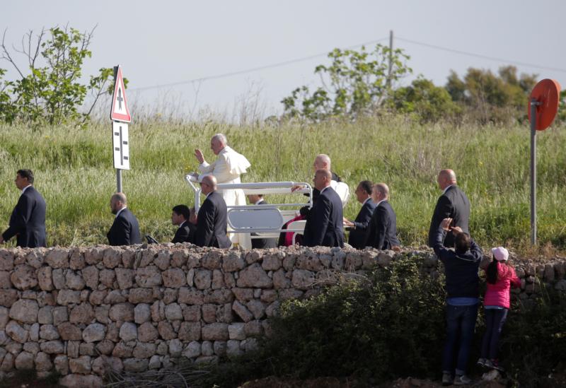Pope commemorates life of beloved Italian bishop who served poor