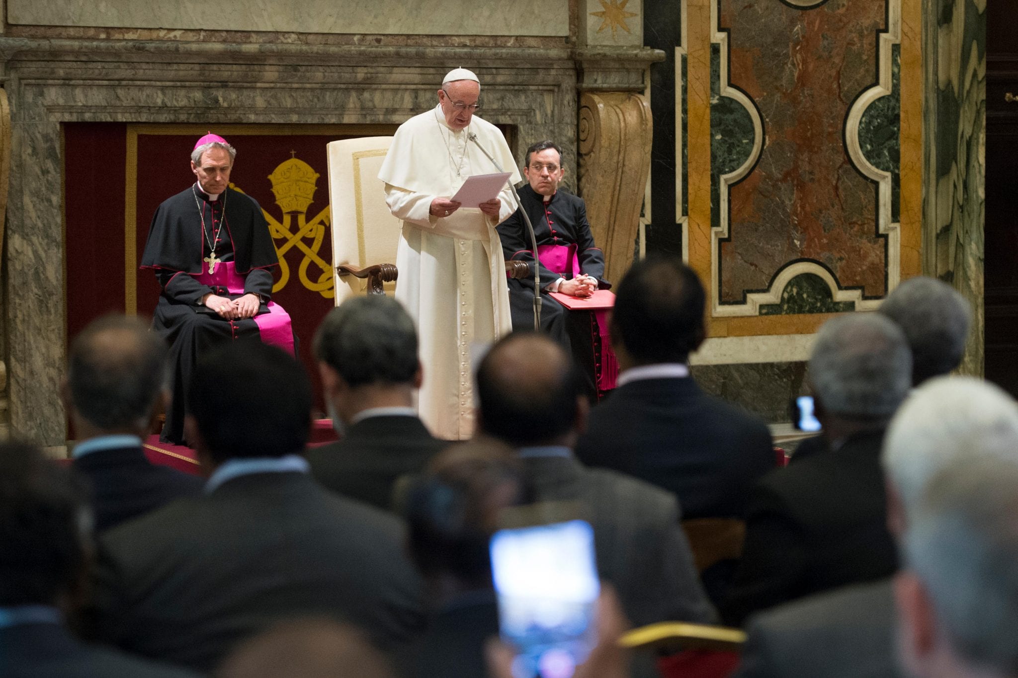 Community life can be form of evangelization, pope tells brothers