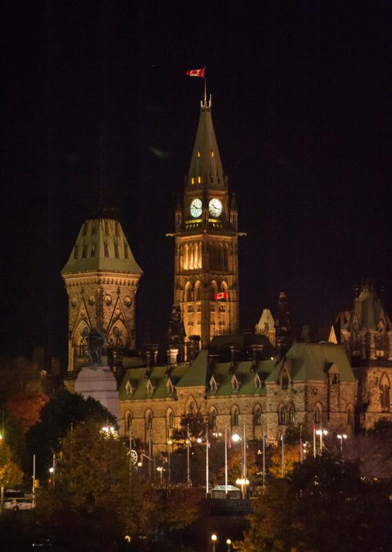 Canadian bishops restore some funds to aid agency as study continues