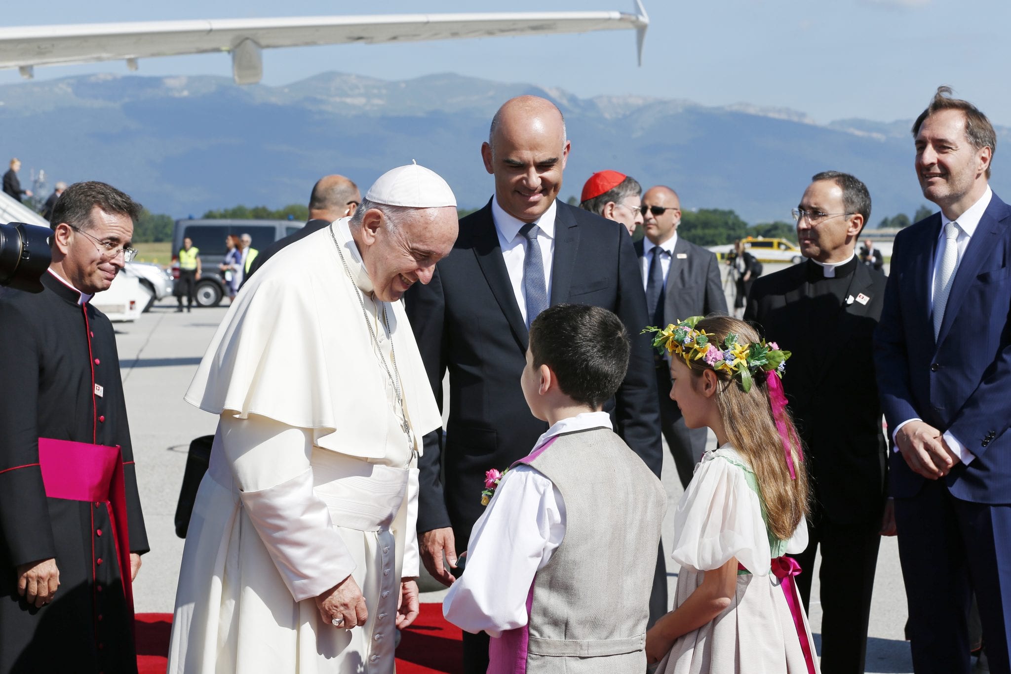 No room for party preferences in Christian life, Pope says in Geneva