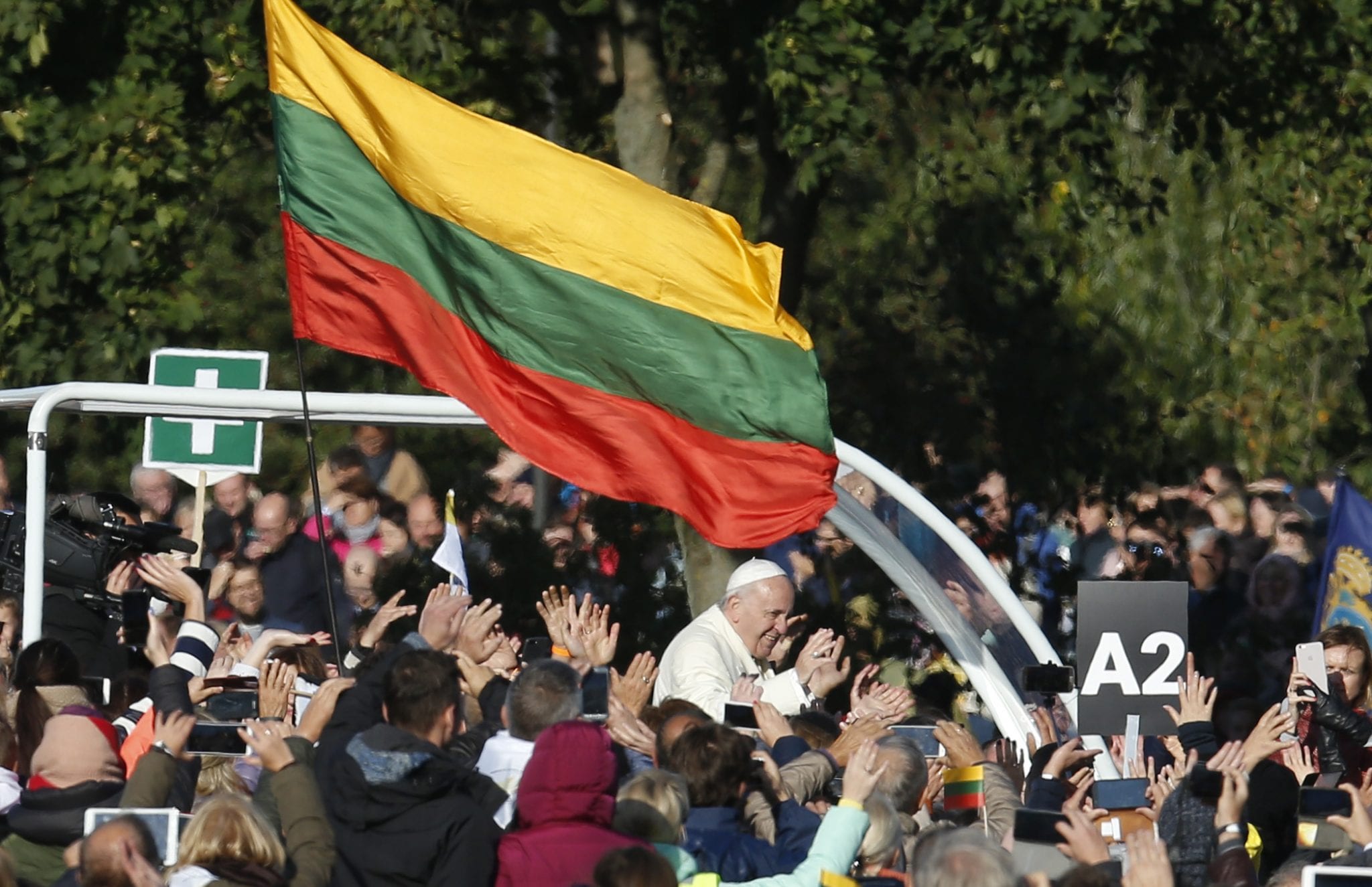 Pope tells Jesuits clericalism a ‘perversion’ in the Church