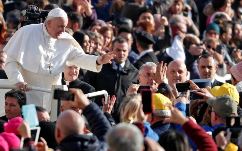 Love for Christ is shown in love for poor, suffering, pope says