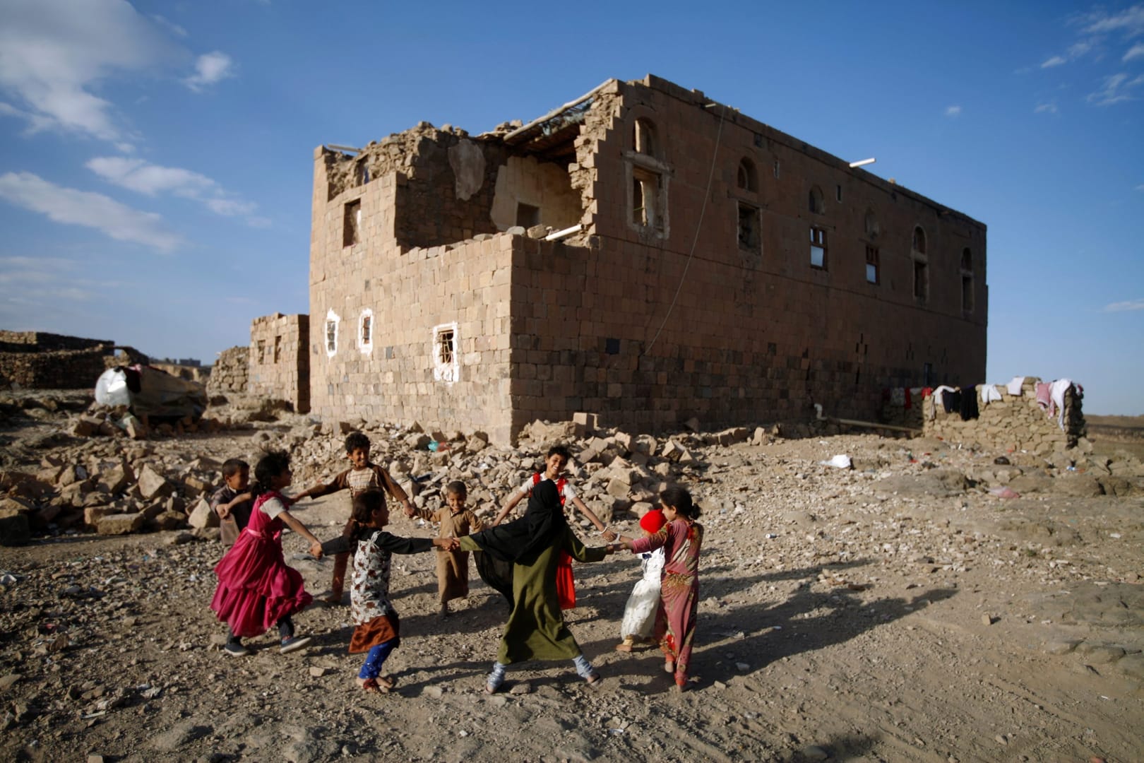 Italian activists propose peaceful alternatives to bombs for Saudi Arabia