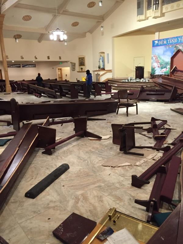 Vietnamese parishioners don’t let attack on church deter Christmas