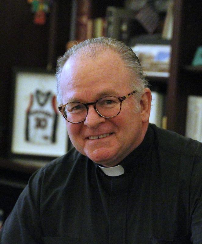 Jesuit to remain as House Chaplain in new Congress