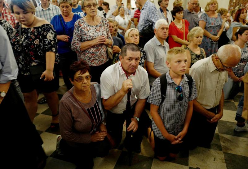 Cardinal Parolin urges Poland’s bishops to continue unity with pope