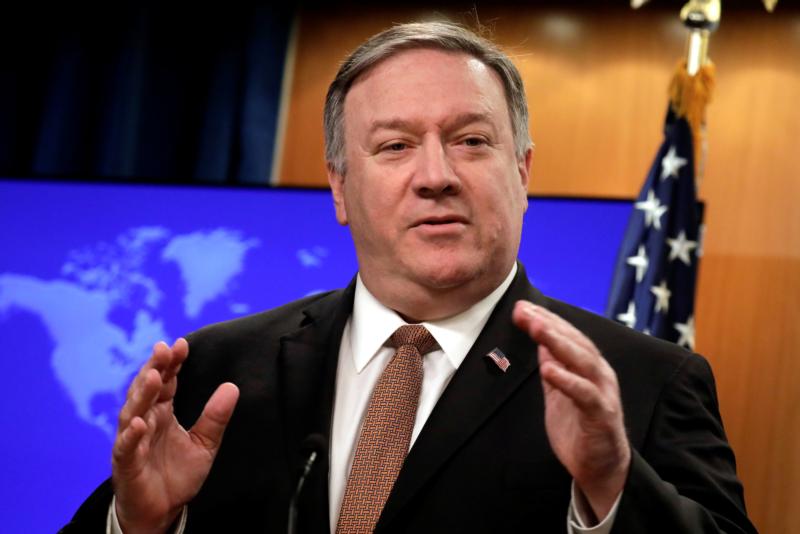 Before Middle East trip, Pompeo briefs religion reporters