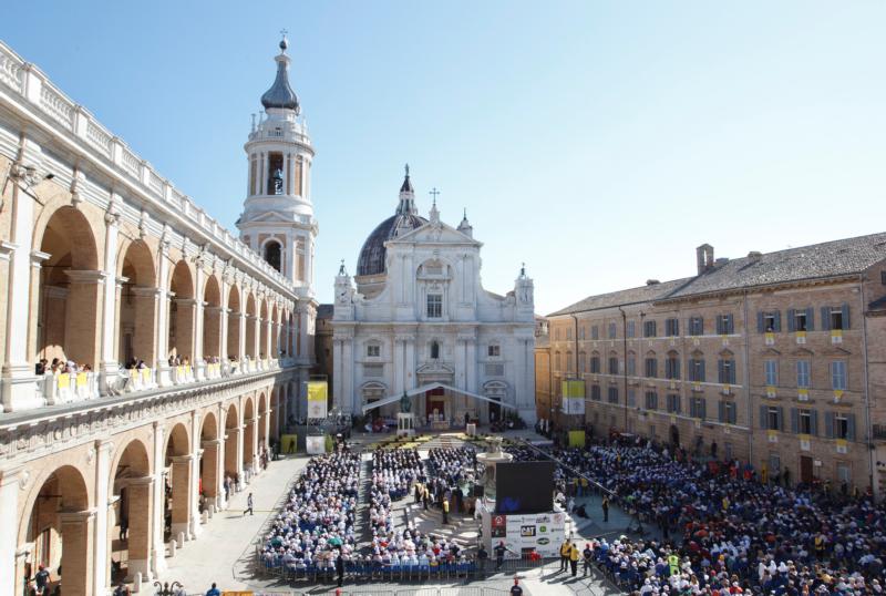 Pope to sign letter to young people at popular Marian sanctuary