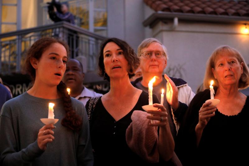 Catholic bishops condemn Poway synagogue shooting