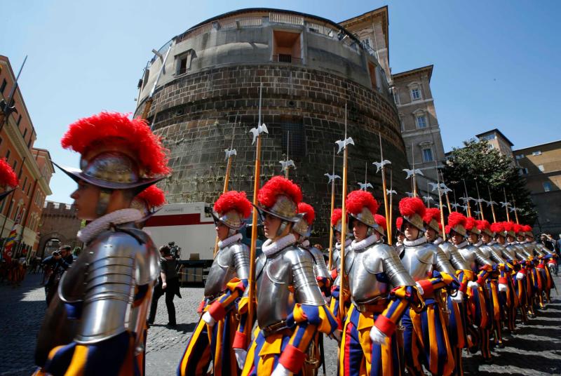 In new statutes, Pope opens Vatican bank to external auditing