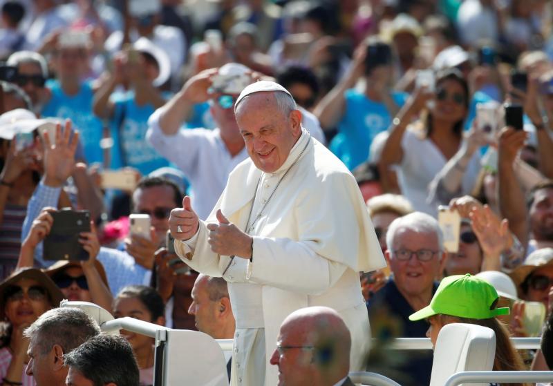 Holy Spirit conducts symphony of communion, pope says at audience