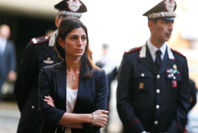 Rome mayor meets with Pope Francis; endorses Caritas campaign