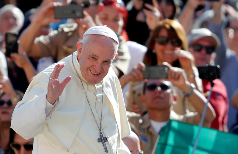 Africa trip planted new seeds of hope, pope says at audience