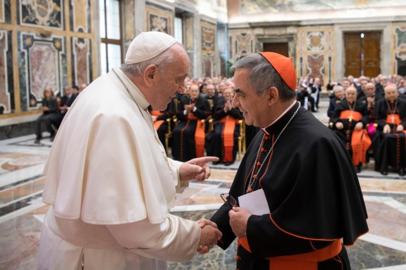 Pope celebrates Holy Thursday Mass with cardinal he fired