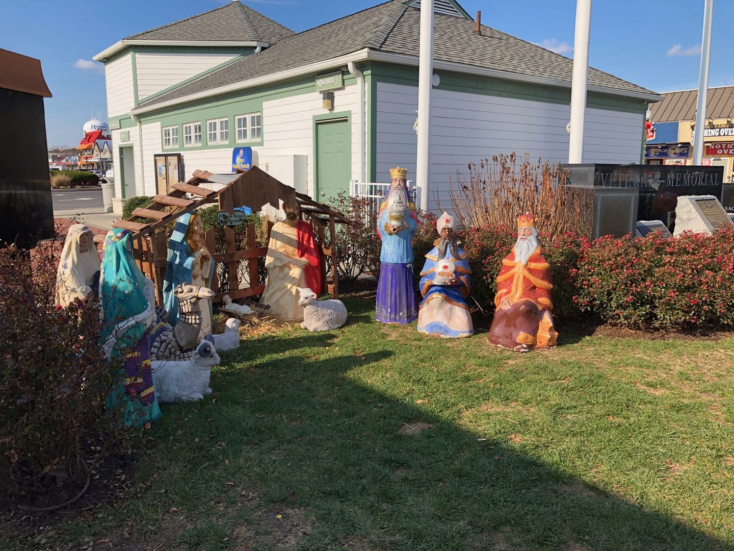 City is violating First Amendment by banning Nativity display, firm says