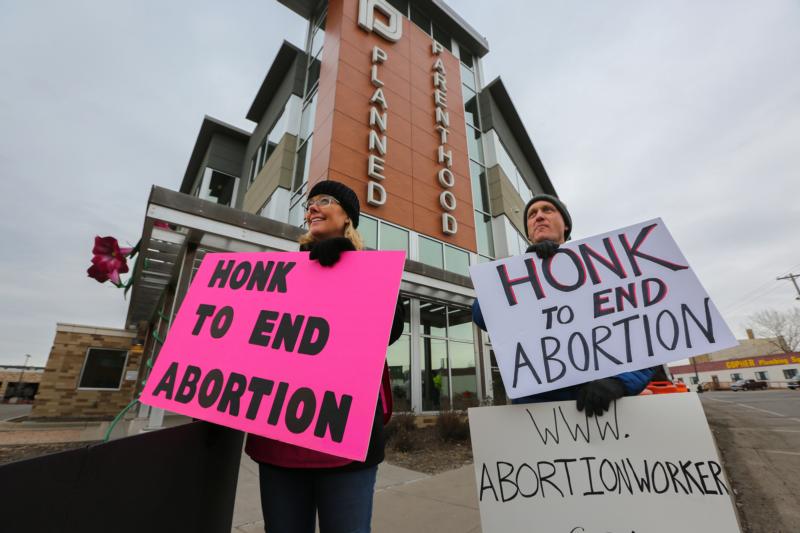 Colorado initiative to end late-term abortion close to goal for signatures